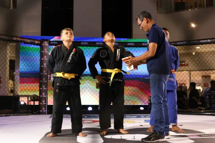 Lucas Veloso entra como meteoro no Desafio Black Belt e pinta no pódio