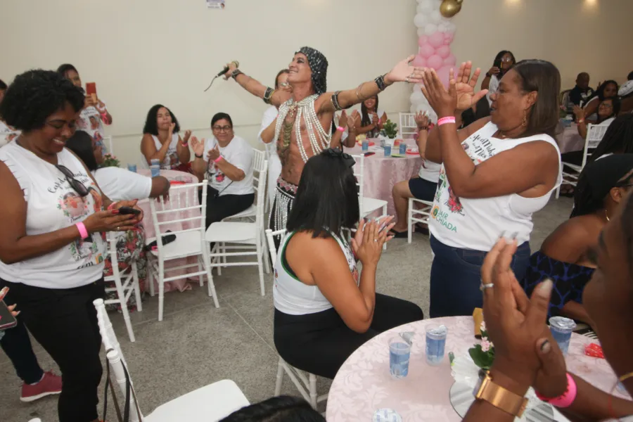 Projeto leva afeto e carinho para as mães no bairro de Massaranduba