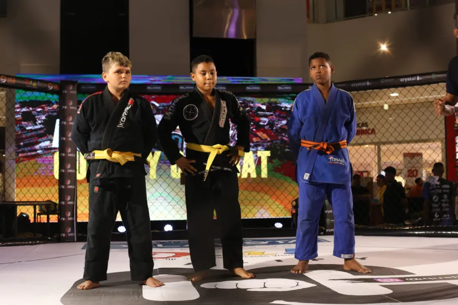 Lucas Veloso entra como meteoro no Desafio Black Belt e pinta no pódio