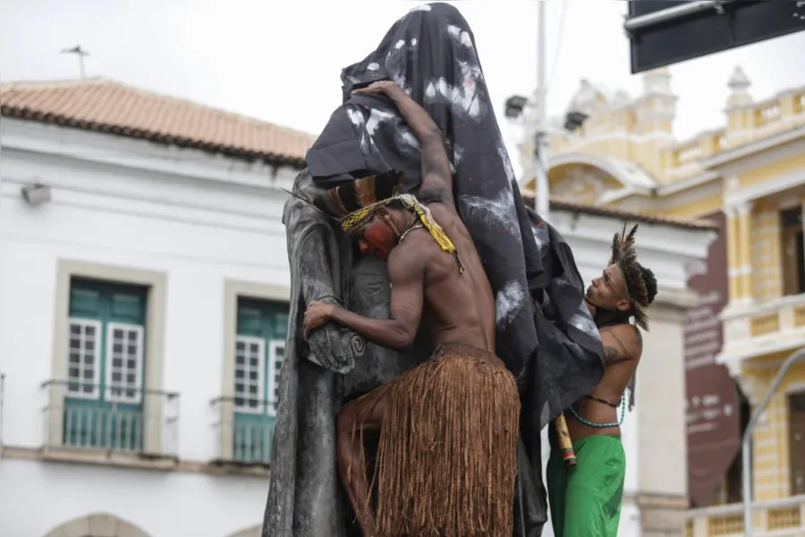 Galeria: Movimento Salvador é Indígena realiza ato no Centro da cidade