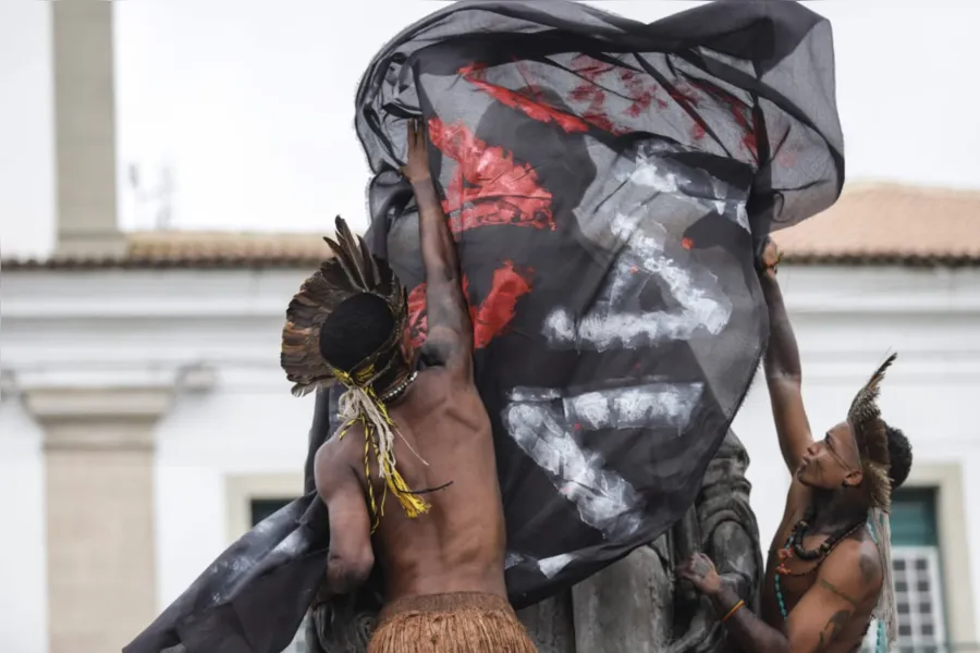 Galeria: Movimento Salvador é Indígena realiza ato no Centro da cidade