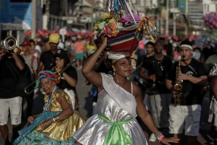 Fotos: Fuzuê resgata o 'Carnaval raiz' e abre alas para a folia 2024