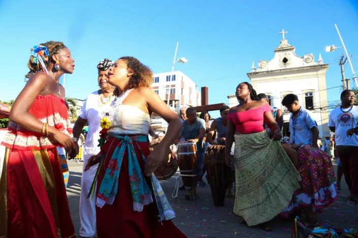 Fotos: espie a galeria com imagens da Lavagem de Itapuã em Salvador