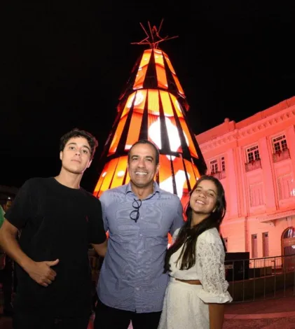 Ivete, Léo Santana, Sthe, Bell: veja como foi o Natal dos famosos