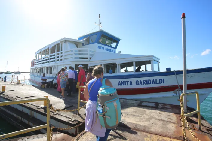 Travessia Salvador-Mar Grande programa saídas a cada 15 minutos