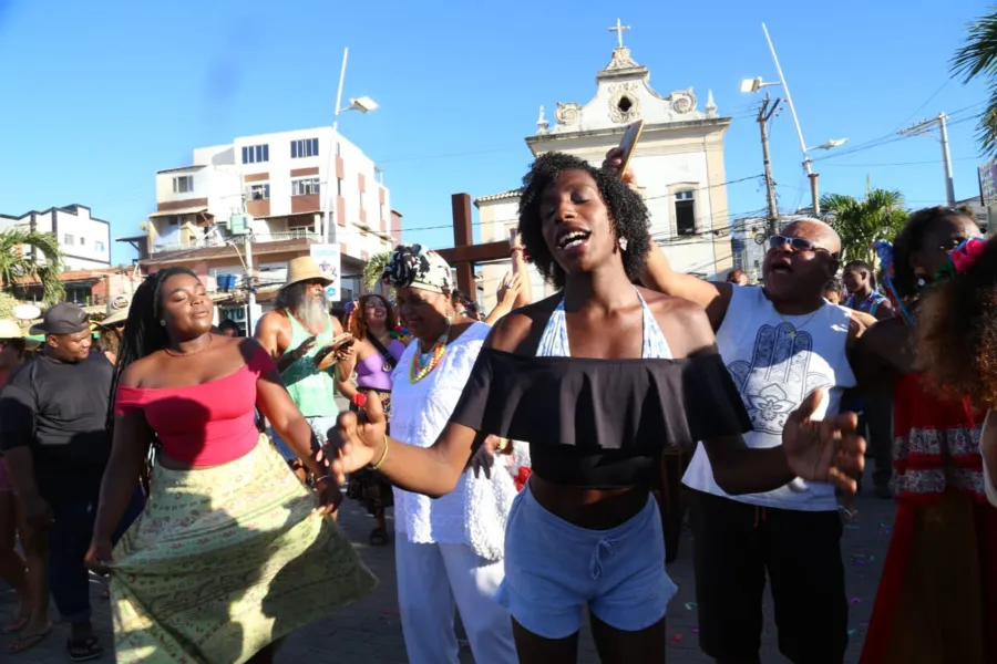 Fotos: espie a galeria com imagens da Lavagem de Itapuã em Salvador