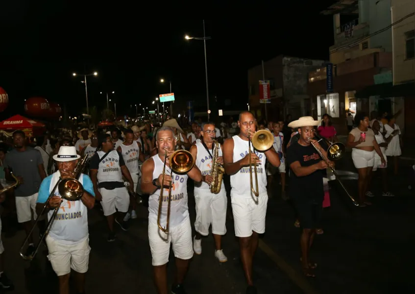 Fotos: espie a galeria com imagens da Lavagem de Itapuã em Salvador