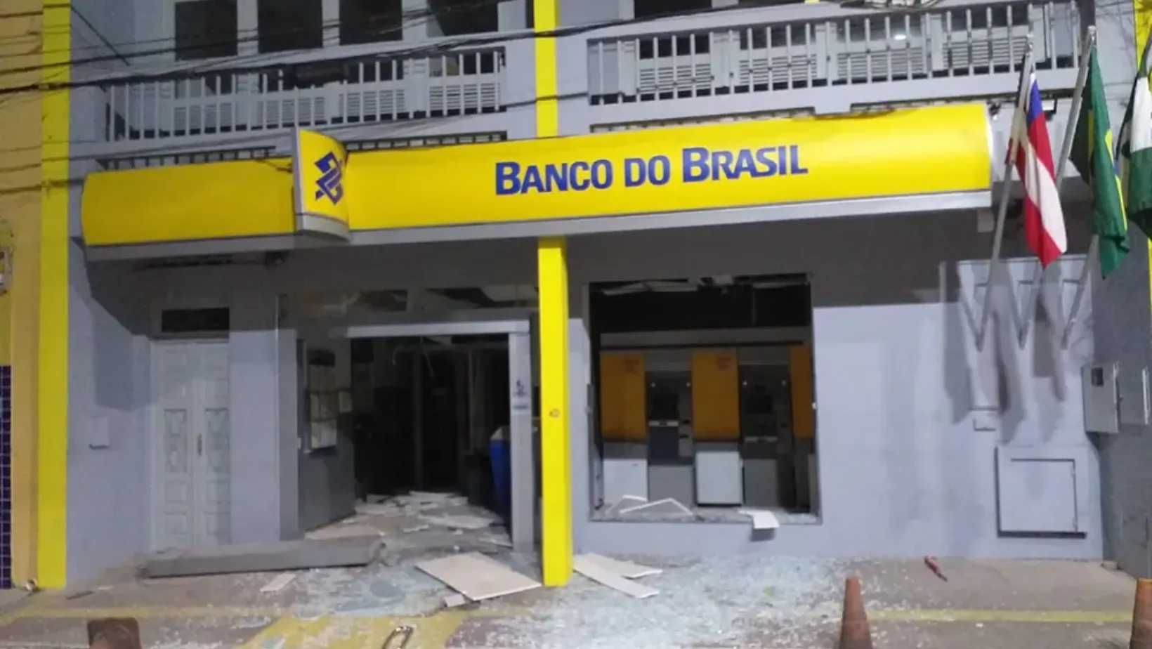 Agências da Caixa Econômica Federal, Bradesco e Banco do Brasil foram atacadas pelo grupo criminoso.