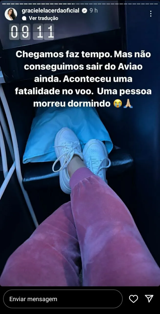 Imagem ilustrativa da imagem Zezé di Carmago e Graciele Lacerda presenciam morte dentro do avião