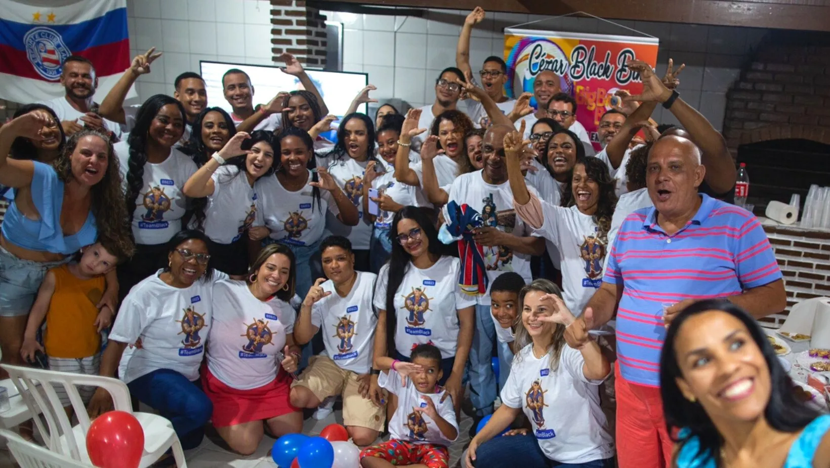 Imagem ilustrativa da imagem Família de Cezar Black é pura emoção na estreia do baiano no BBB23