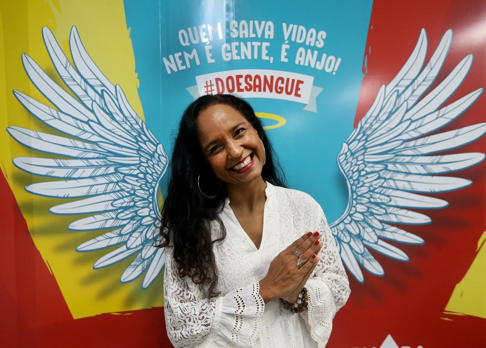 Imagem ilustrativa da imagem Cantora incentiva doação de sangue no Carnaval em Campanha da Hemoba