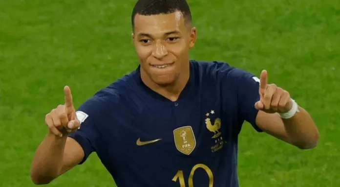Mbappe é escolhido como novo capitão da França