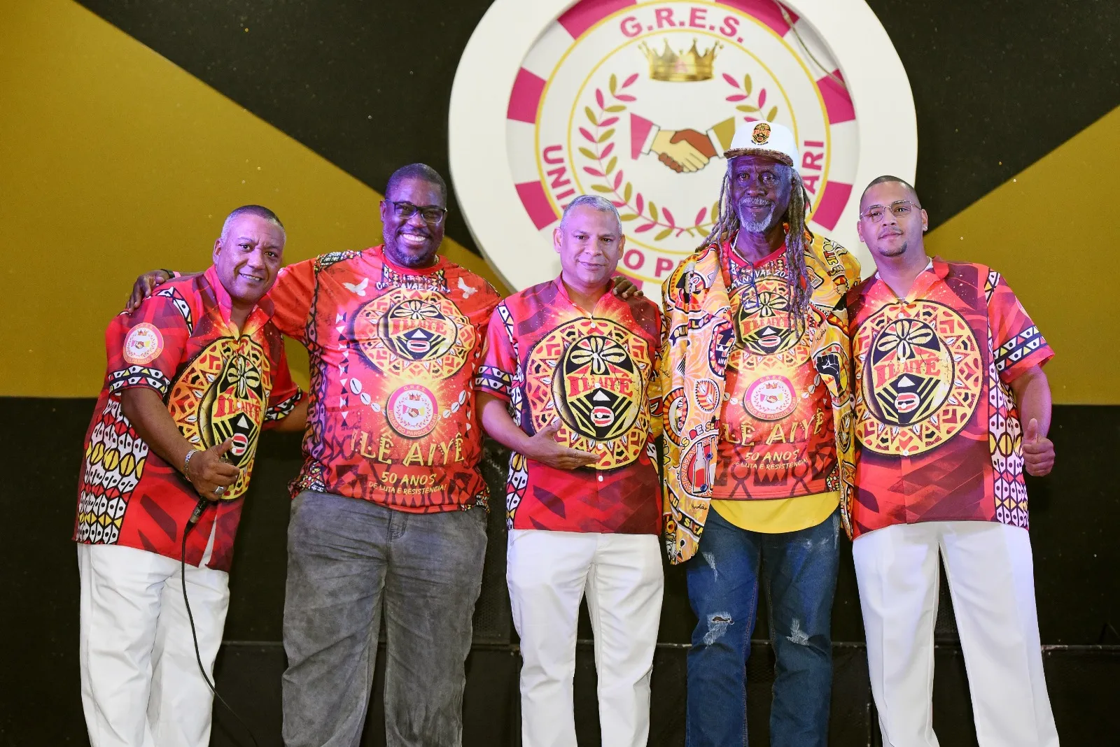 Imagem ilustrativa da imagem Atores grávidos e Ilê Aiyê na Sapucaí