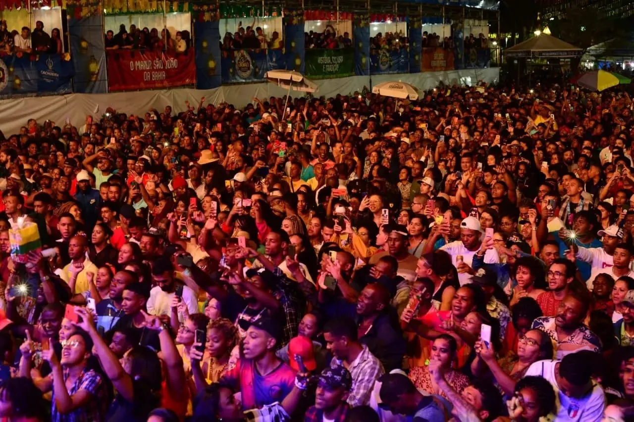 O evento reúne grandes nomes da música