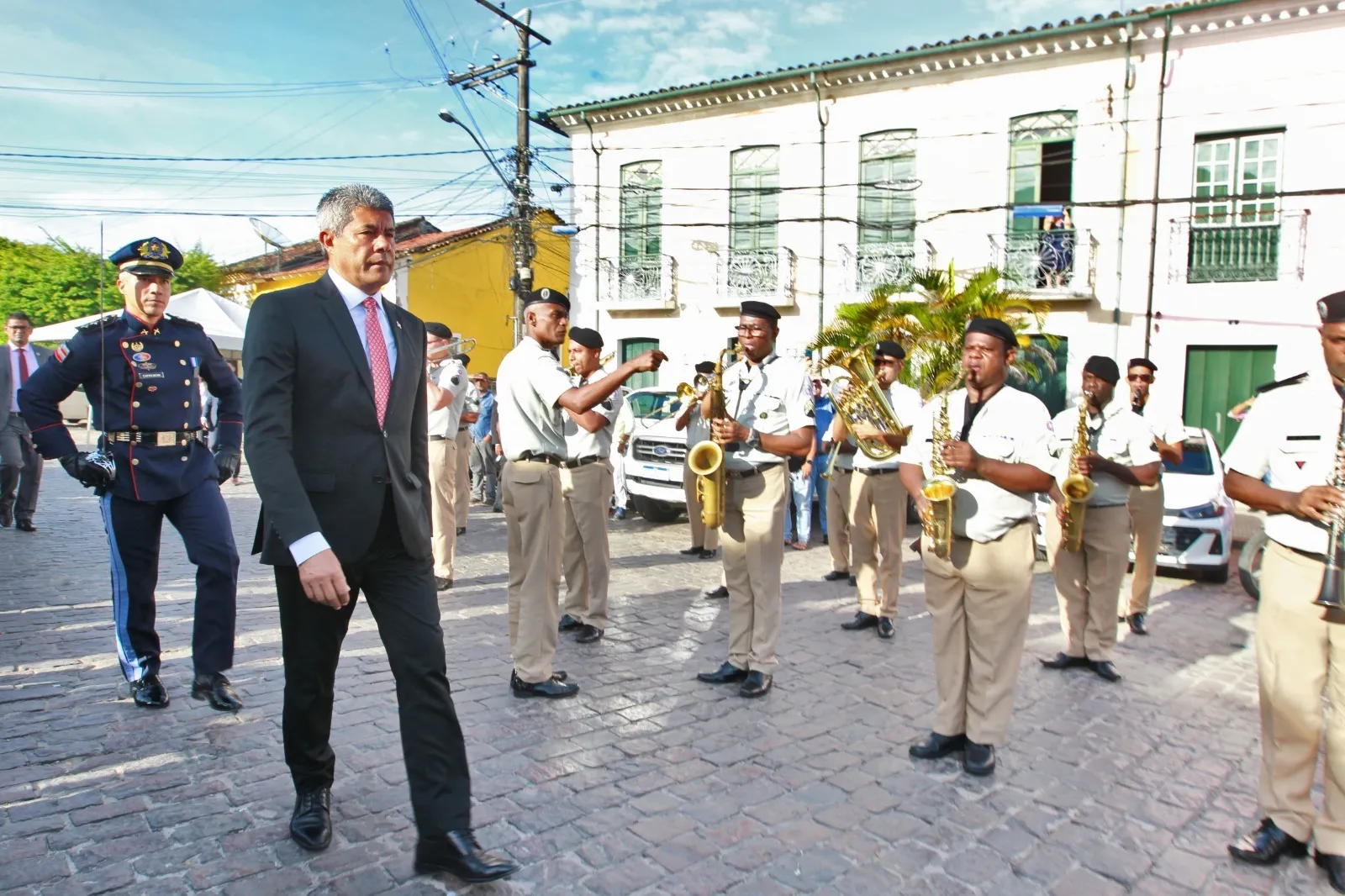 Imagem ilustrativa da imagem Jero realiza cerimônia de mudança da sede do Governo para Cachoeira