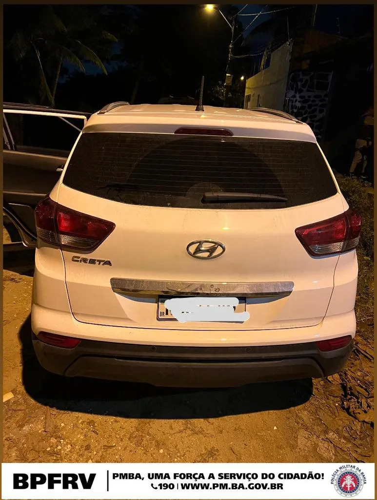 Carro com restrição de roubo que estava com criminoso