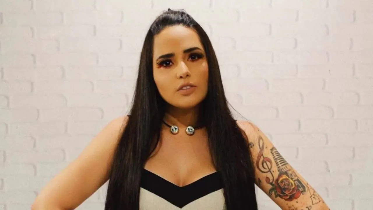 Cantora se apropriou de história que não era dela