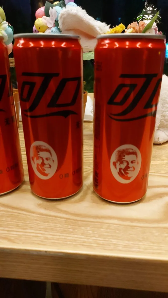 Refrigerante Coca-Cola ganha cara de Jerônimo