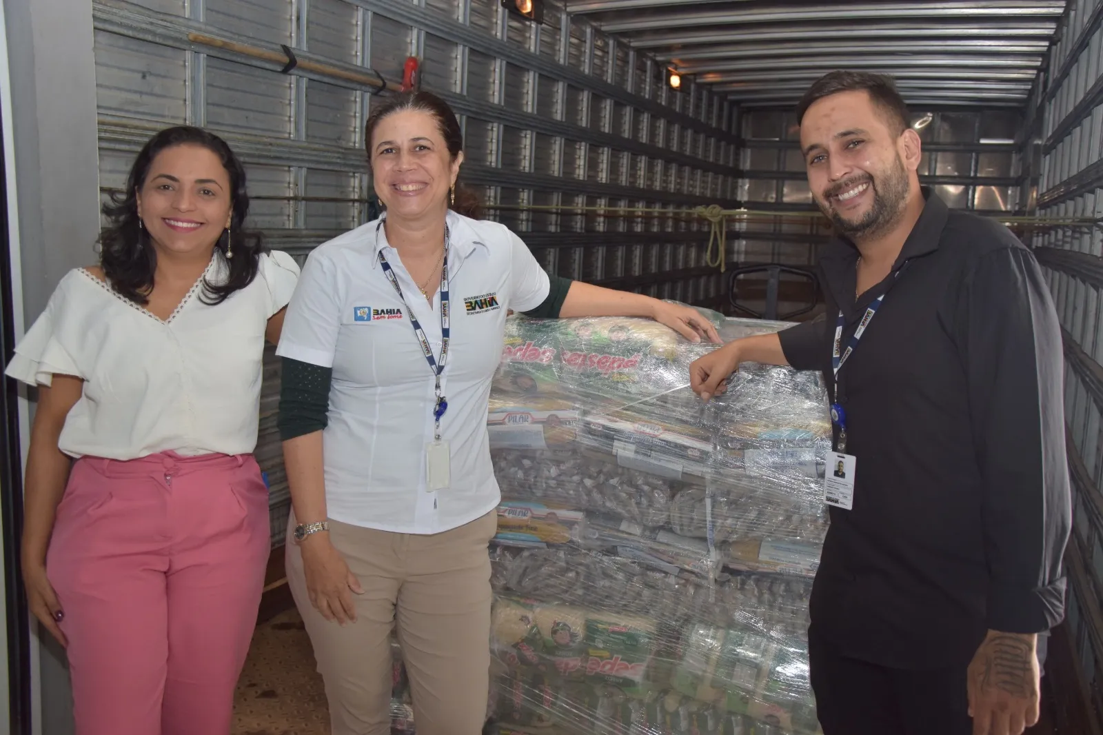Imagem ilustrativa da imagem Sema recebe mais 1 tonelada de alimentos para campanha Bahia Sem Fome