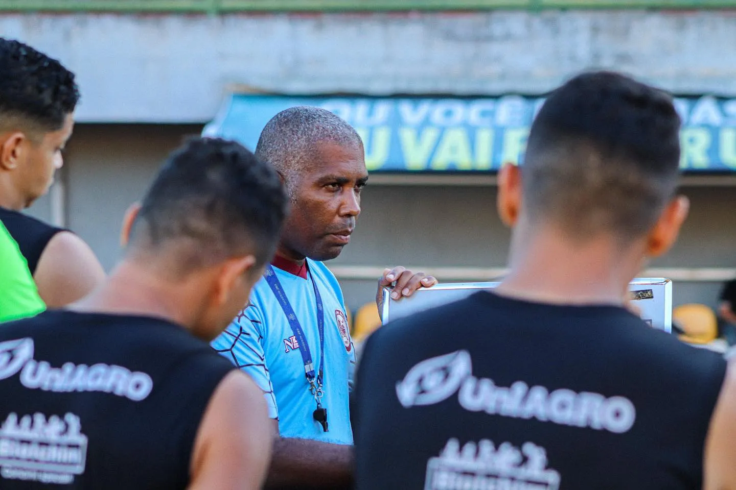 Jonilson Veloso foi eleito melhor técnico do Baianão 2023