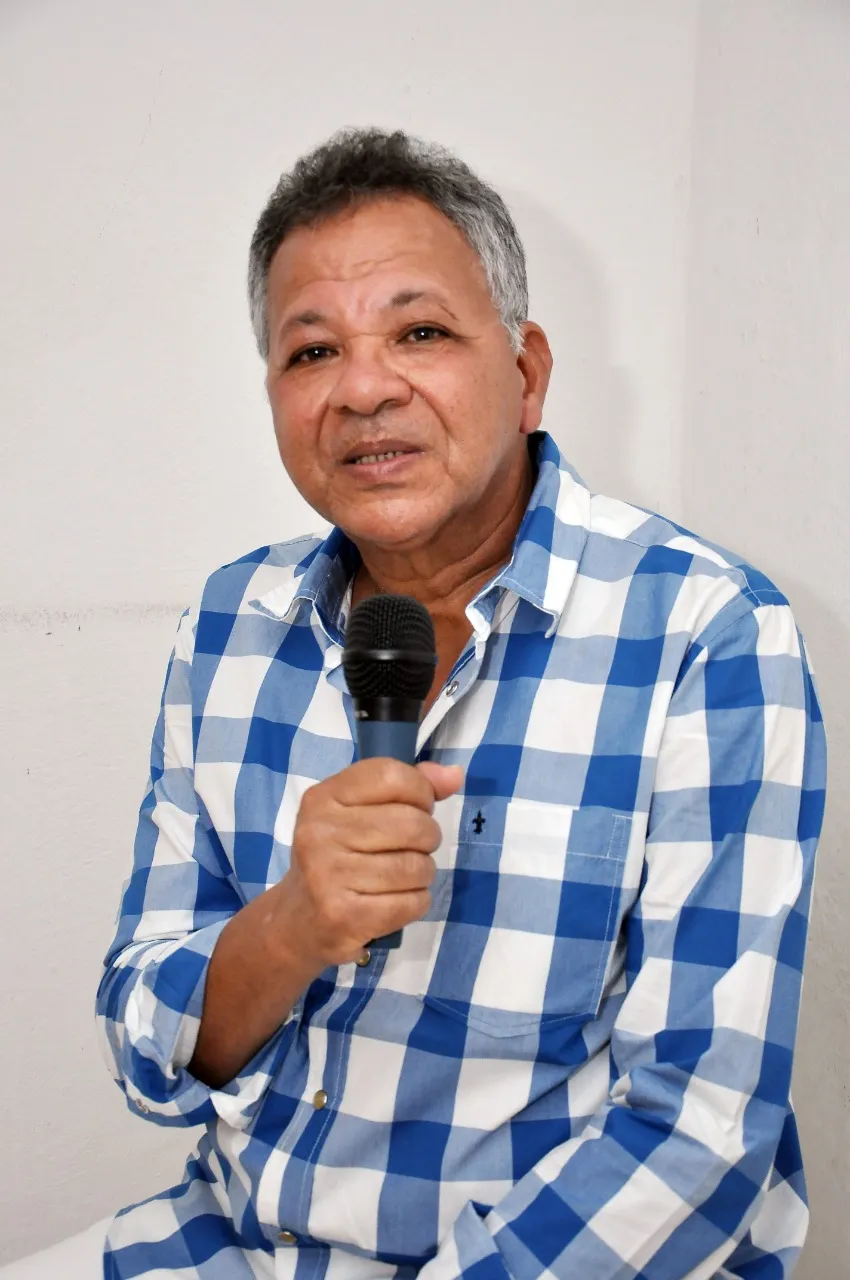 Locutor Antônio Carlos