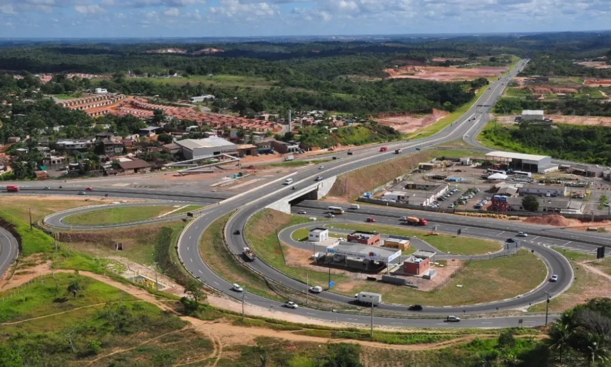 BA-093 permite aos usuários a chegada nos principais polos industriais