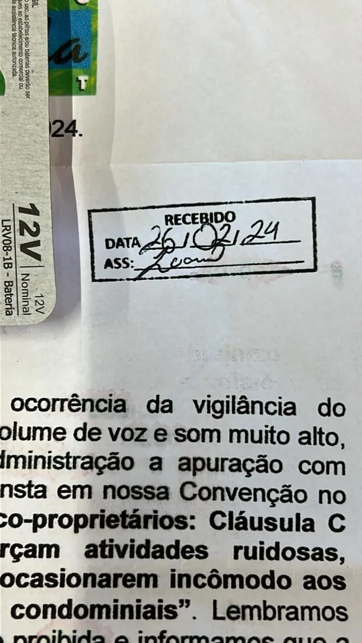 Imagem ilustrativa da imagem Atacante do Vitória é notificado em condomínio de luxo por festas