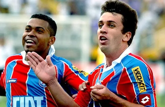 Elias marcou o gol do Bahia contra o Corinthians em 2008