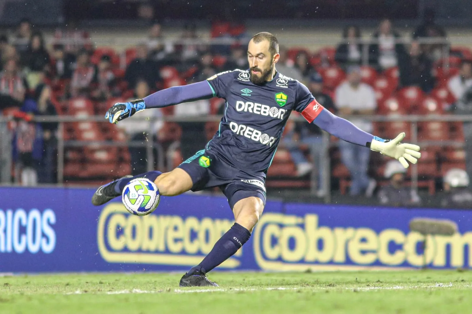 Goleiro Walter foi destaque no empate sem gols com o São Paulo