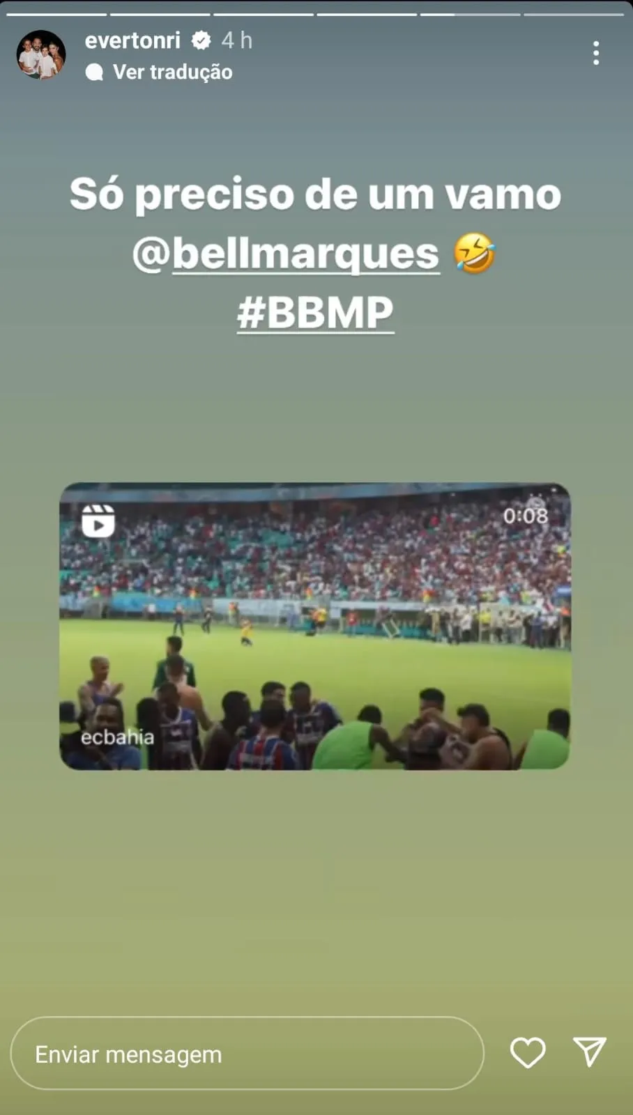 Éverton Ribeiro 'cava' vaga no bloco de Bell