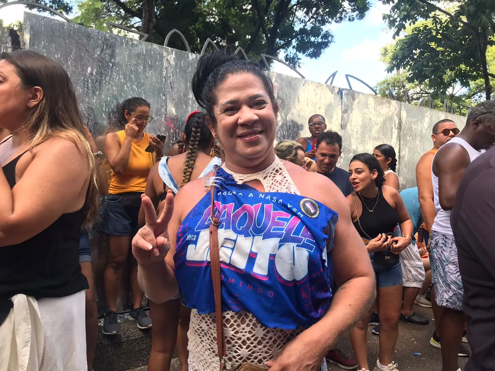 Tatiana Costa Campos, chegou cedinho na concentração do trio