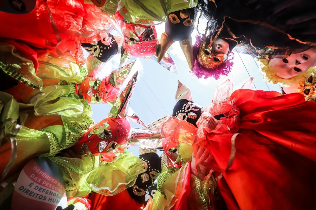 Imagem ilustrativa da imagem Jegue e Jega alegram ruas do Uruguai