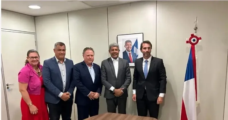 Durante o encontro, o CEO da empresa ALZ Grãos, Maurício Hardman, anunciou a intenção de investir na instalação da fábrica no oeste baiano
