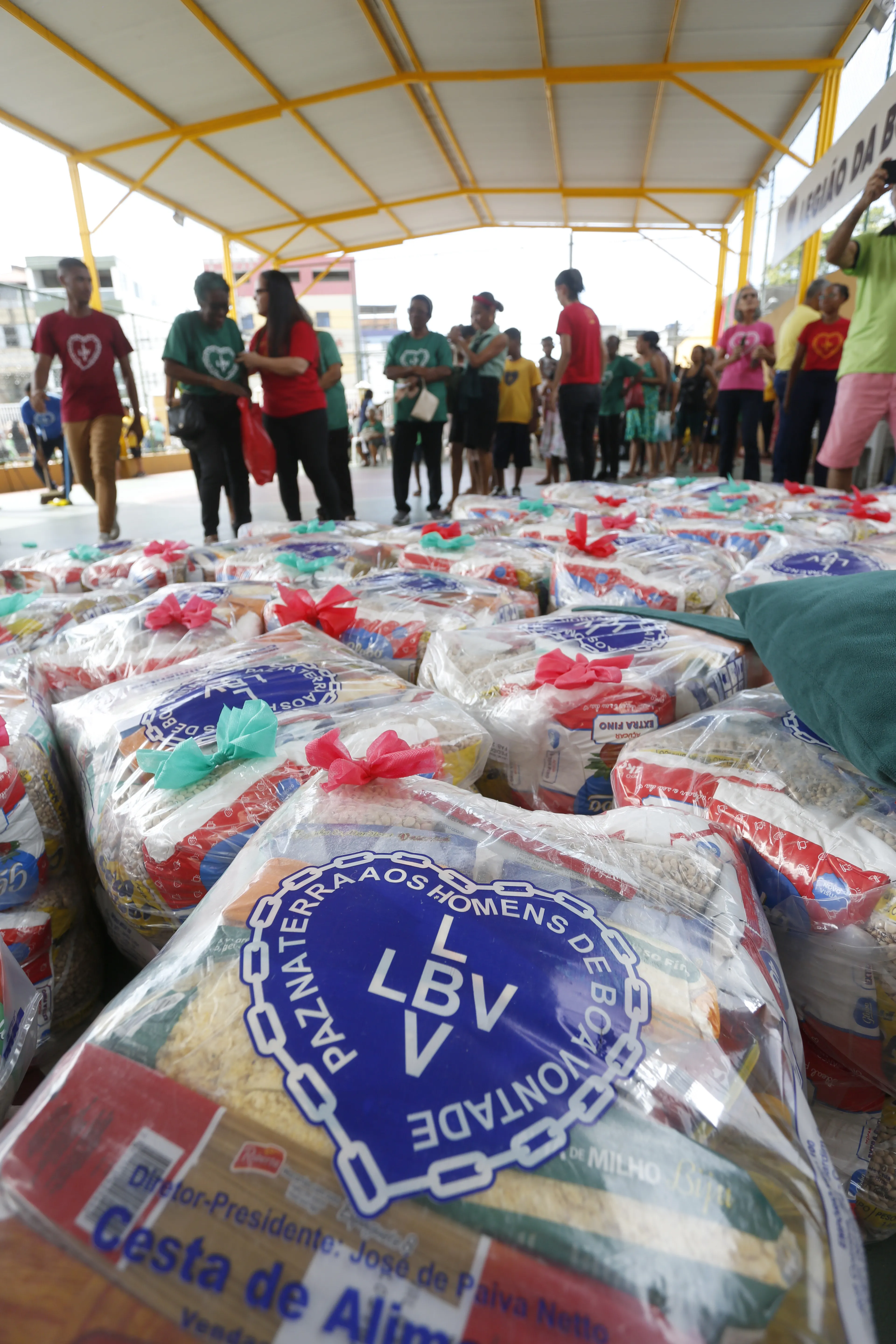 Imagem ilustrativa da imagem LBV entrega cestas para famílias em situação de vulnerabilidade social