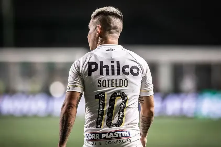 Soteldo é o atual defensor da camisa 10 do Santos