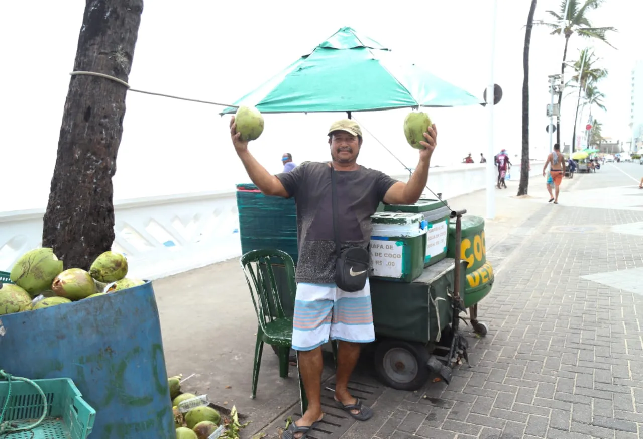 Vavá do Coco, vendedor de água de coco