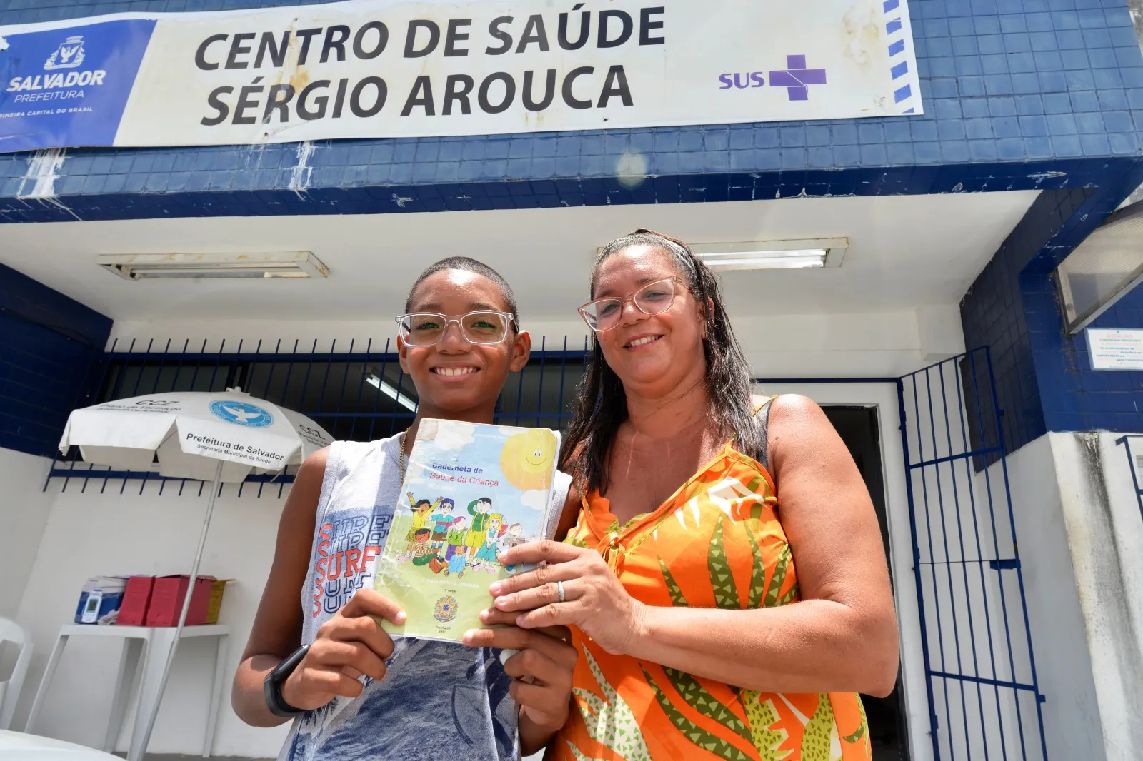 Daniela Brito com o filho Adriano Bonfim