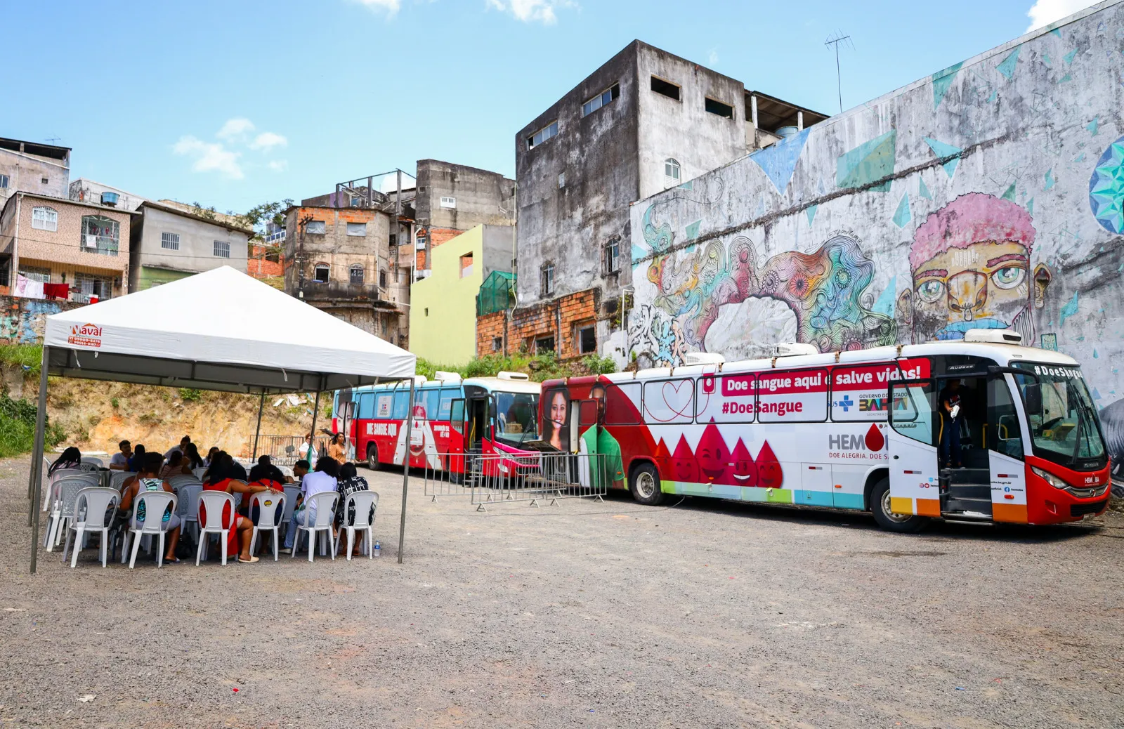 os hemóveis estarão no Salvador Shopping e no Parque Shopping Bahia, em Lauro de Freitas, até dia 06 (sábado).