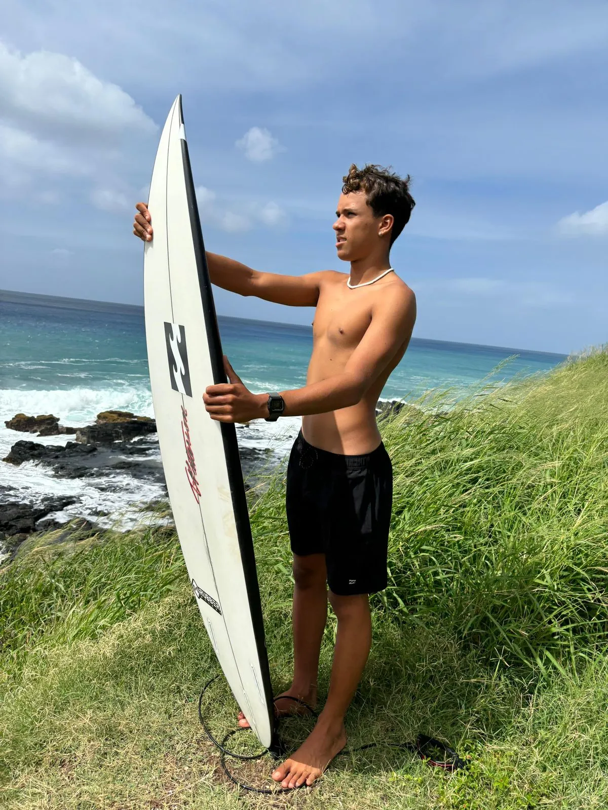 Surfista é o atual 4º colocado no ranking baiano sub-18 e 6º no profissional e da sub-16