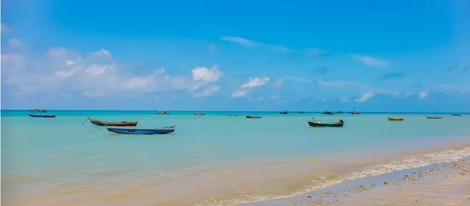 A região é considerada uma das mais belas de todo o estado por conta de suas lindas praias