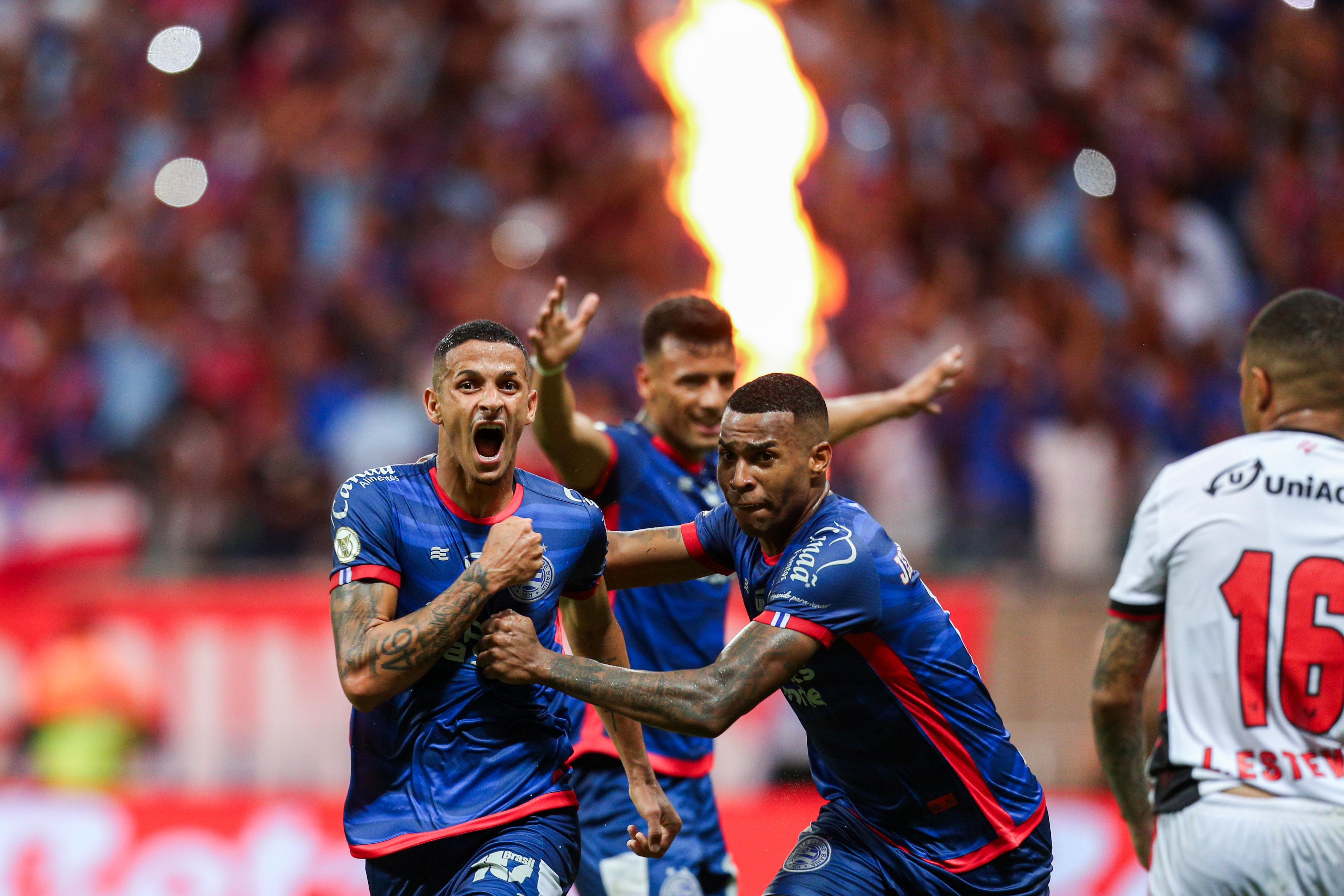 Luciano Juba chegou como elemento surpresa na área e marcou o segundo do Bahia