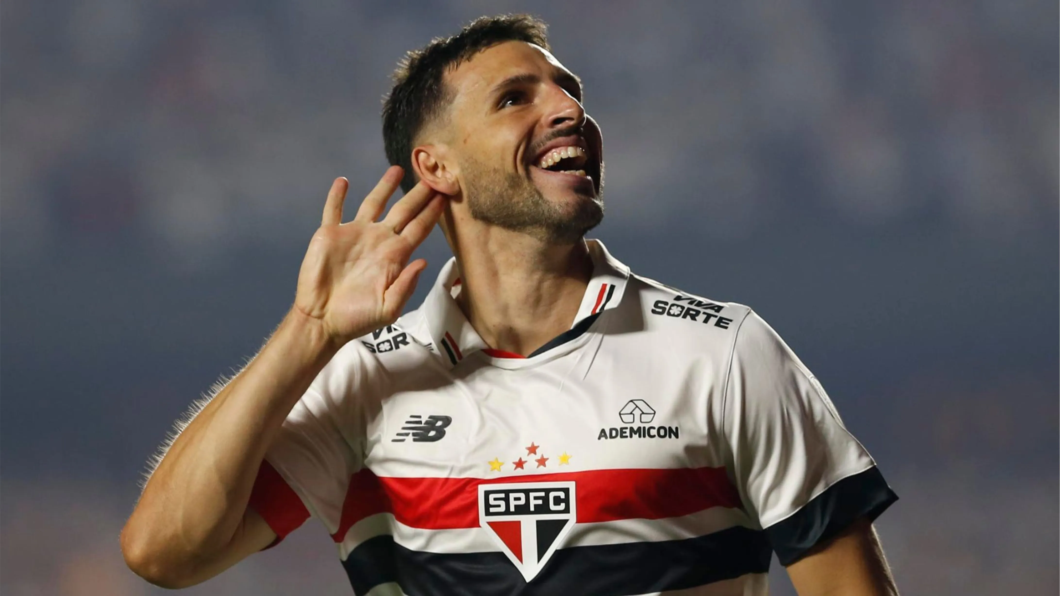 Atacante ficou pirado com atuações do Tricolor paulista