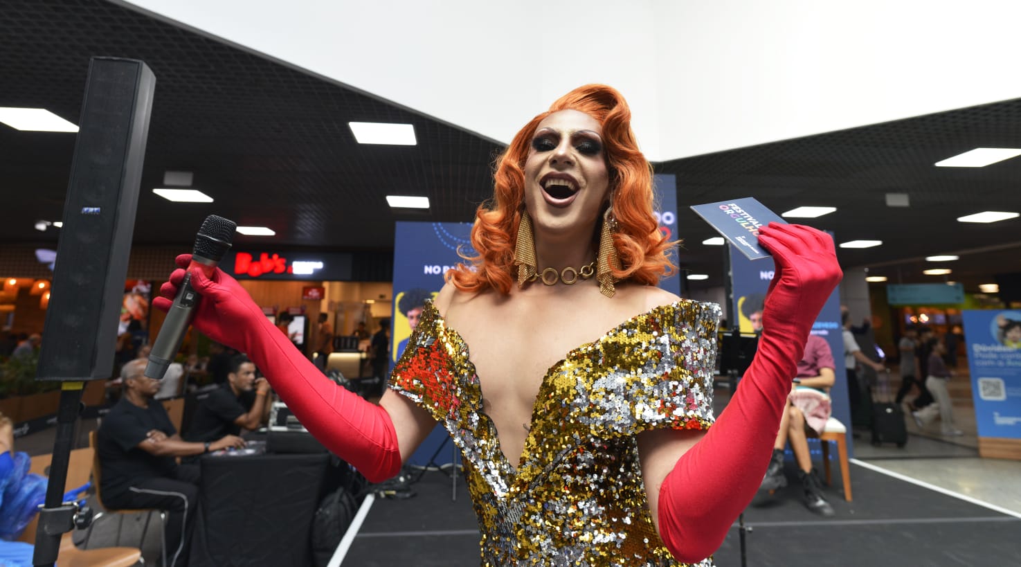 Drag queen baiana DesiRée Beck