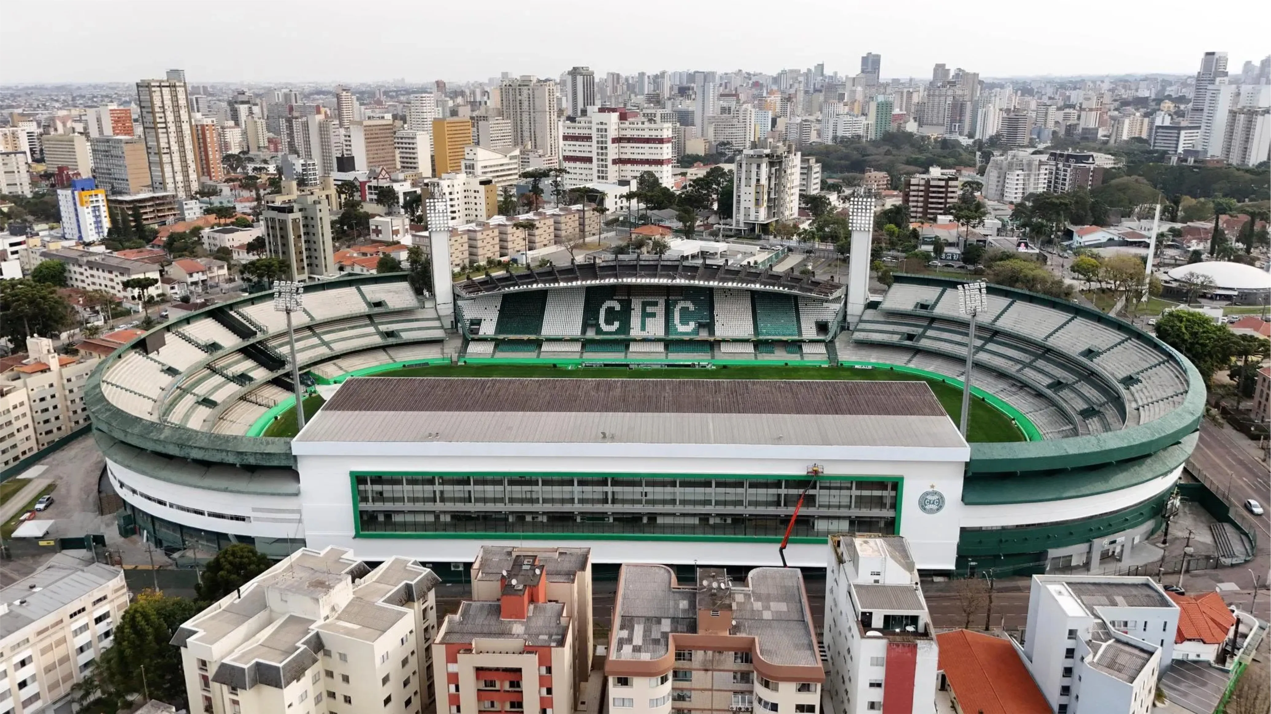 Estádio em Curitiba vai lotar para jogo do Brasil