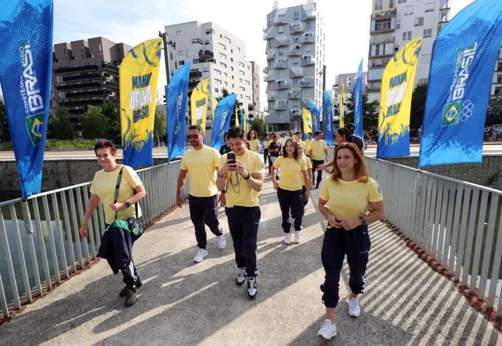 Imagem ilustrativa da imagem Ginastas são primeiros brasileiros a chegarem na Vila Olímpica