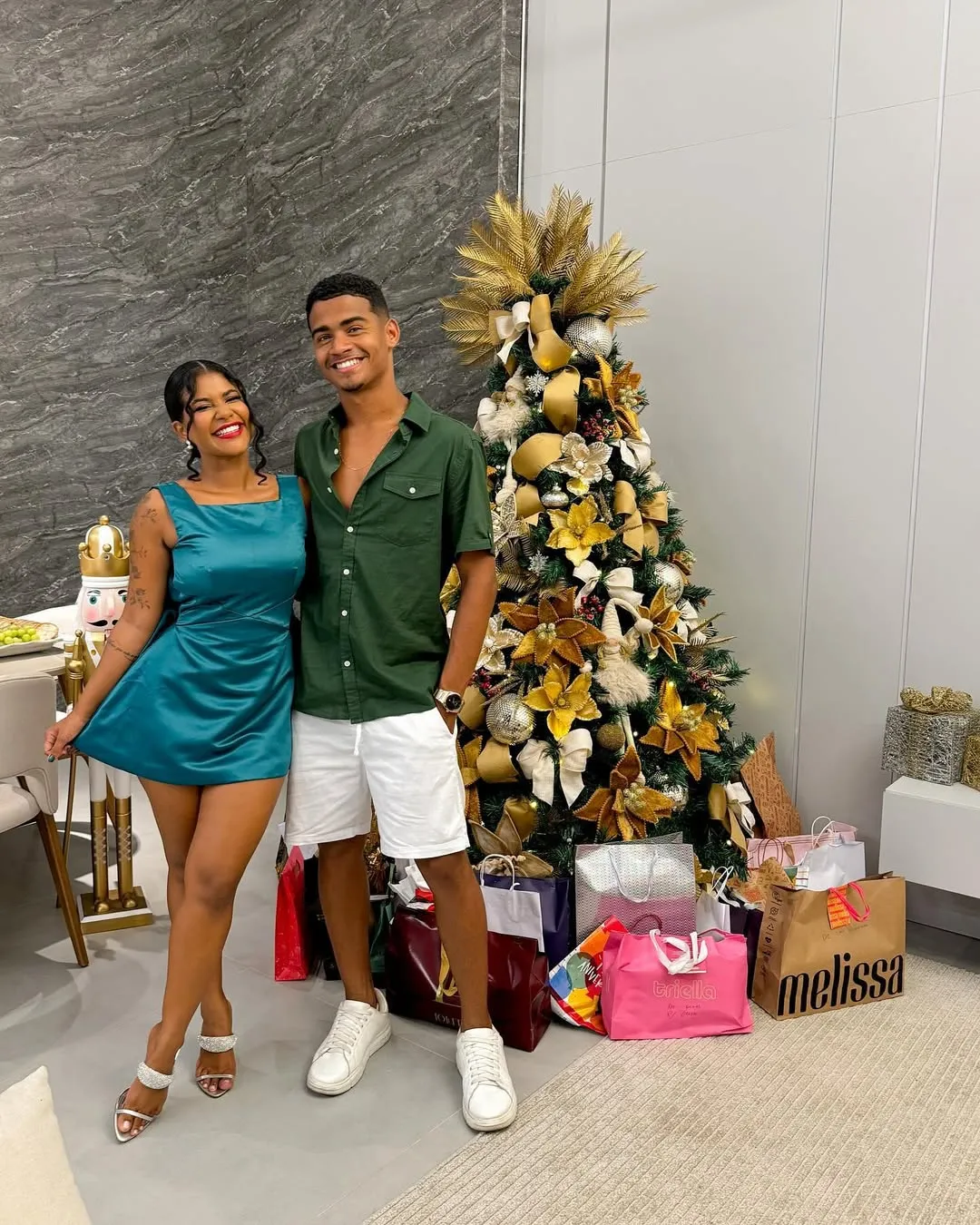 Sheuba curtiu o Natal ao lado do marido, o também influenciador Tiago Souza