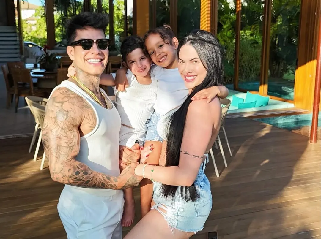 Victor Igoh é pai de Valentina e Emily Garcia é mãe do Miguel