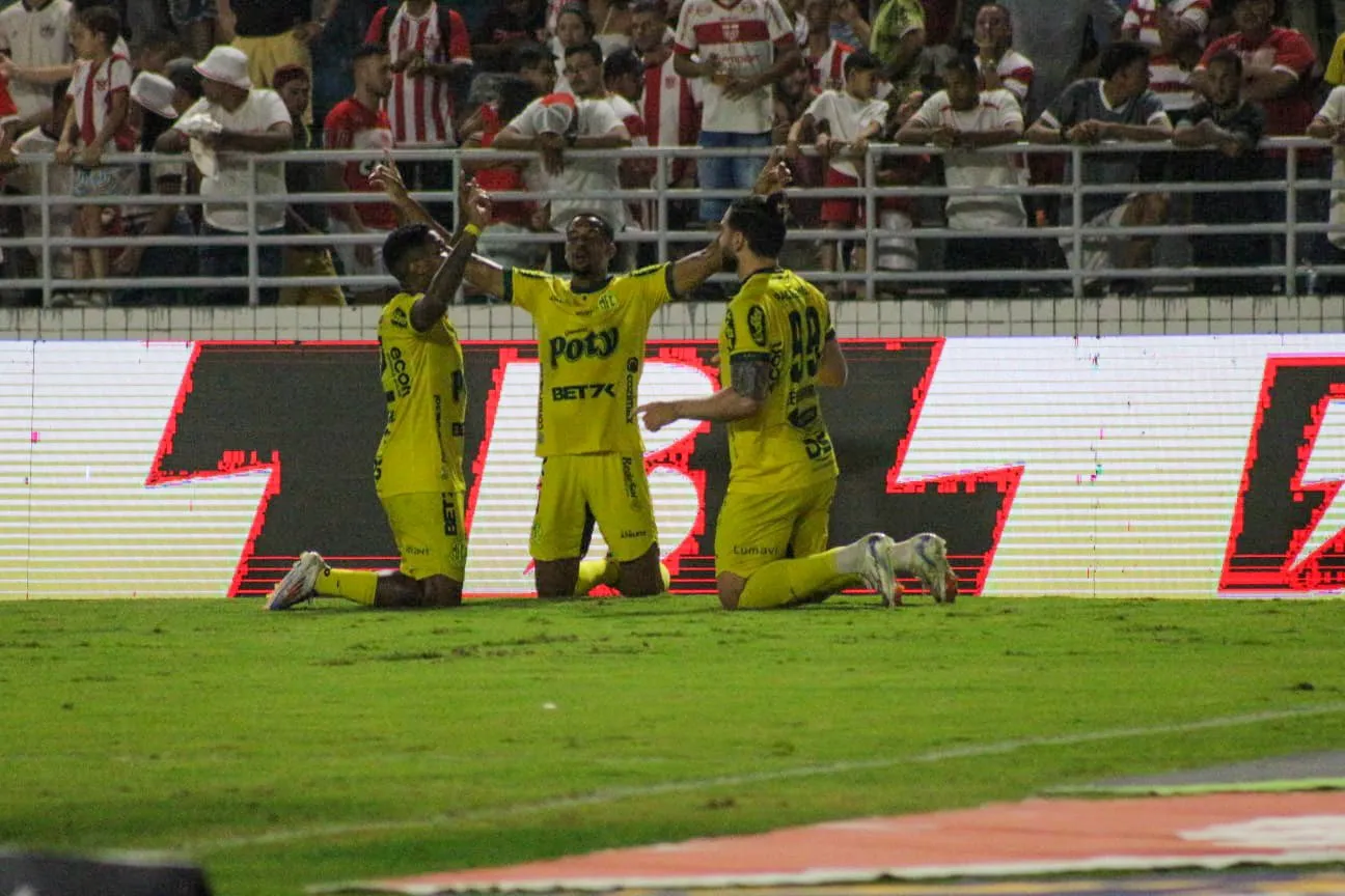 Iury Castilho, Rodrigo Andrade e Léo Gamalho integram o Mirassol