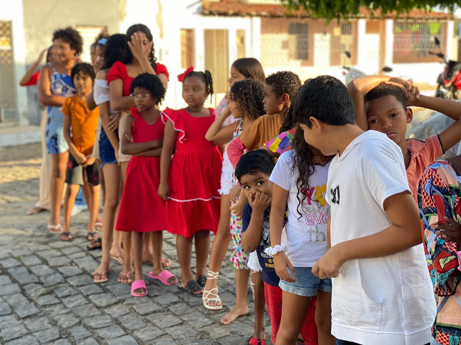 Criançada não perde uma sessão do cineclube