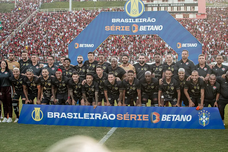 Vitória contra o  Sport, apoós se consagrar campeão brasileiro da Série B